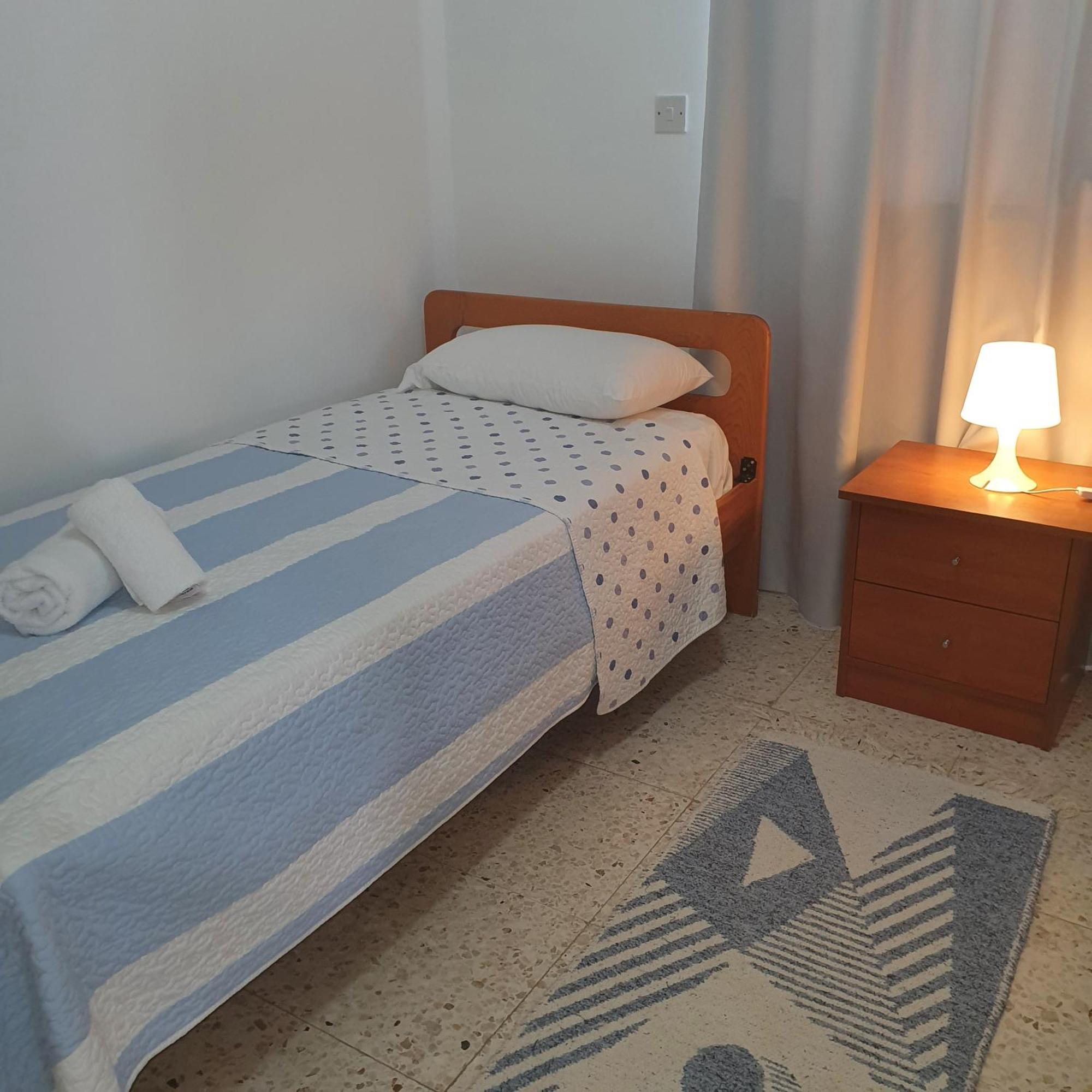 G&E Harbour Apartments Latsi Eksteriør bilde