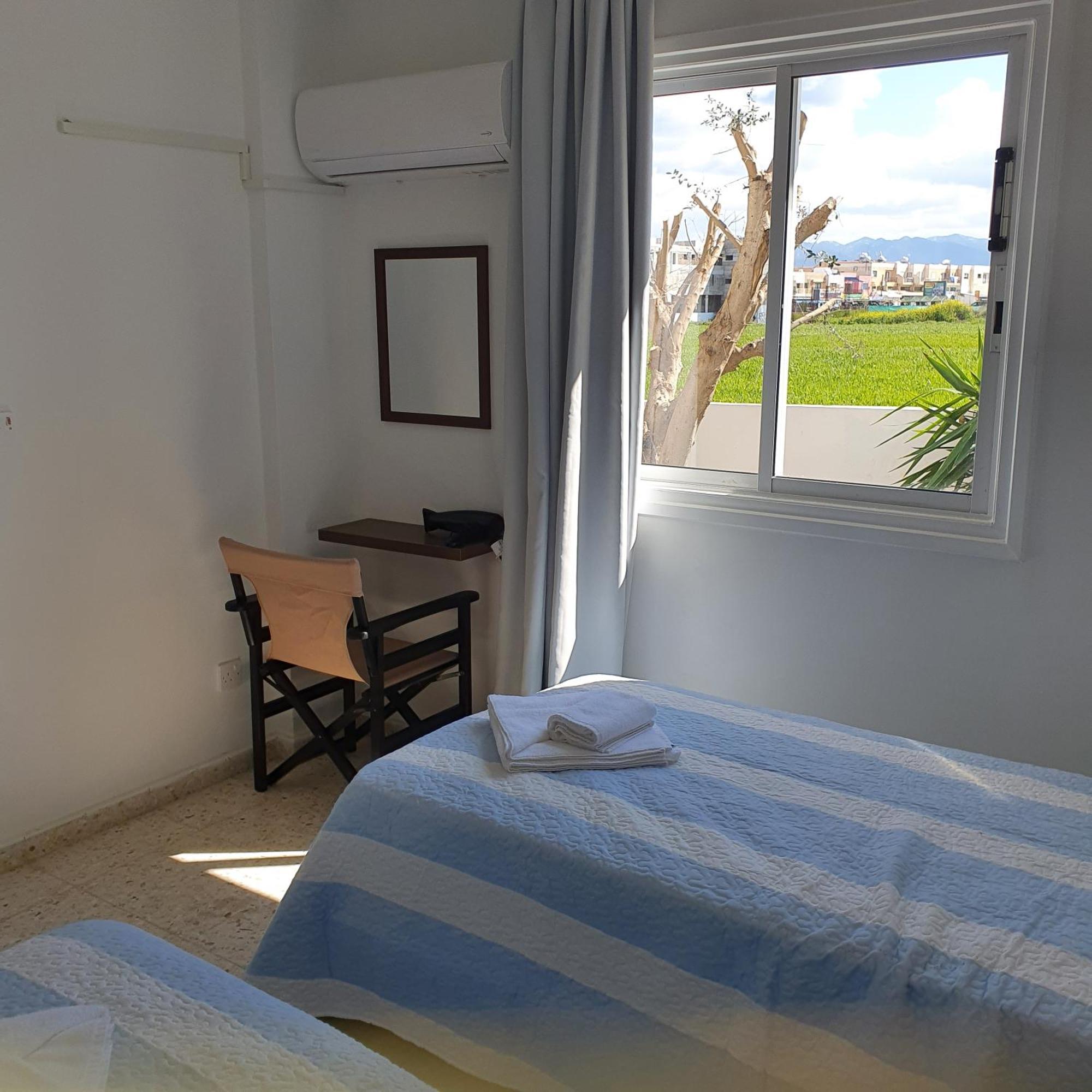 G&E Harbour Apartments Latsi Eksteriør bilde