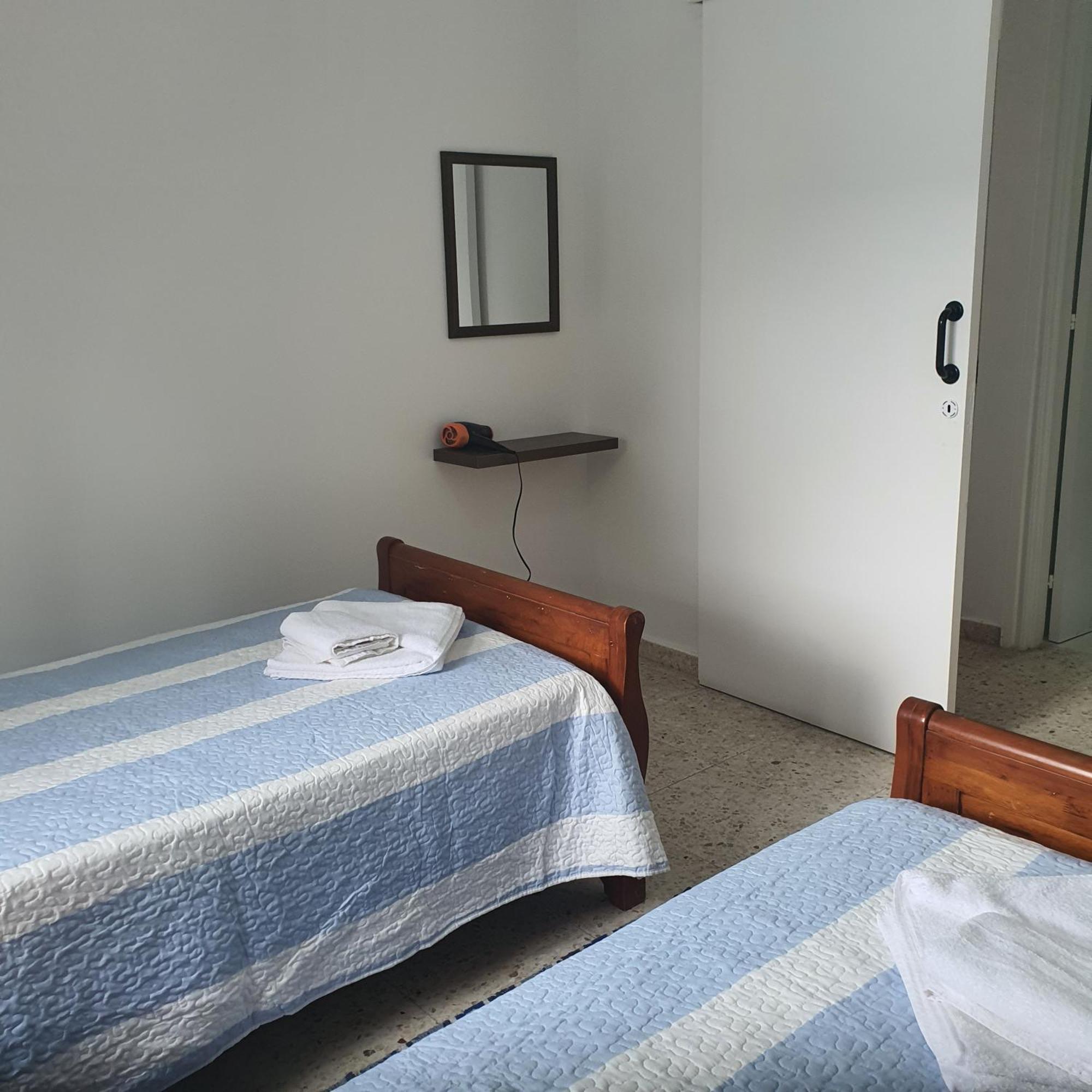 G&E Harbour Apartments Latsi Eksteriør bilde